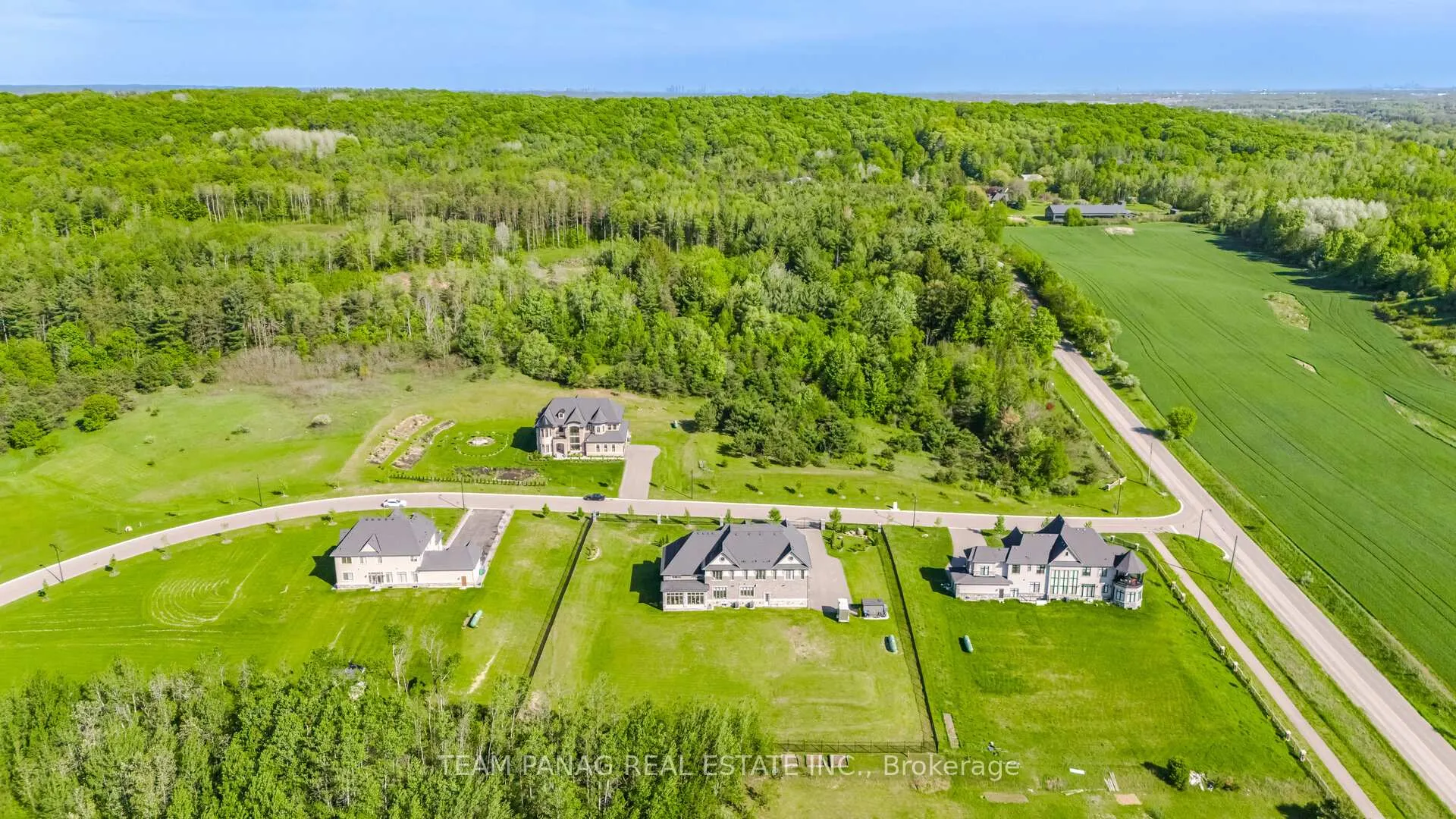 Photo 53 of 20 Stinson Street, Caledon, Palgrave — HOMEH