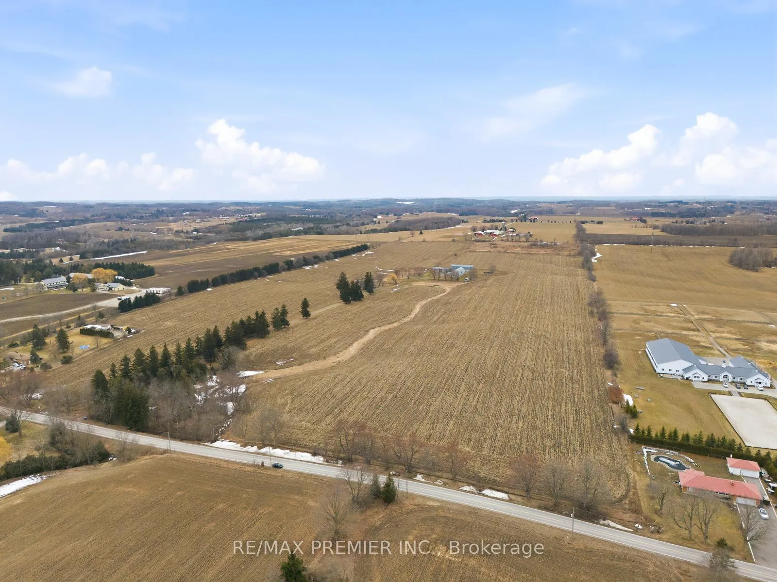 Photo 3 of 17150 10th Concession, King, Rural King — HOMEH