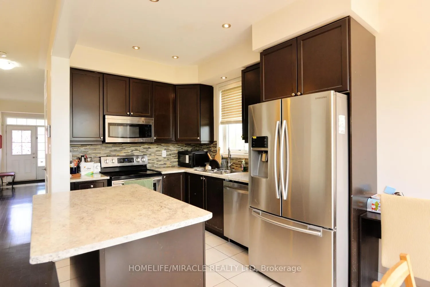 Photo 12 of 8 Robert Parkinson Drive, Brampton, Northwest Brampton — HOMEH