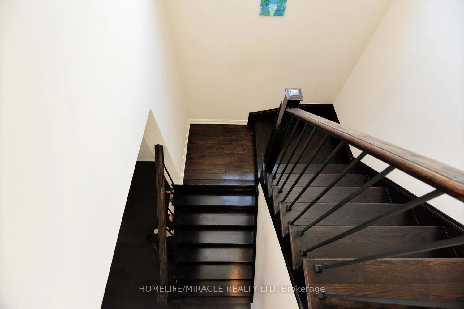 Photo 17 of 8 Robert Parkinson Drive, Brampton, Northwest Brampton — HOMEH