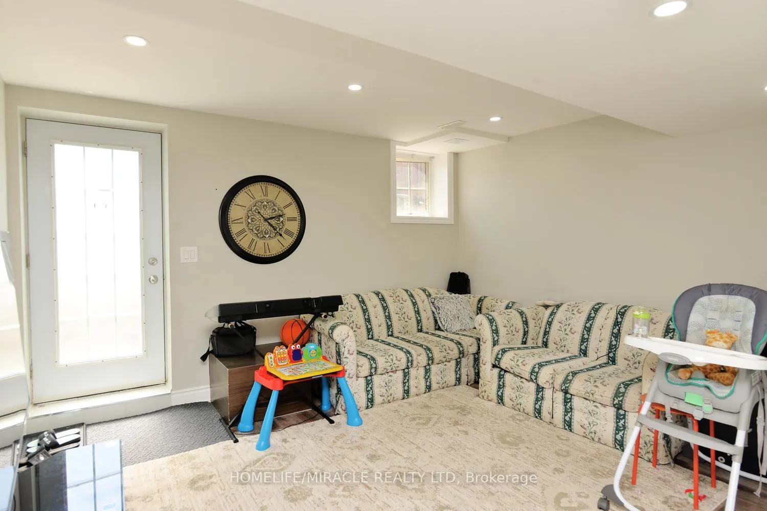 Photo 36 of 8 Robert Parkinson Drive, Brampton, Northwest Brampton — HOMEH