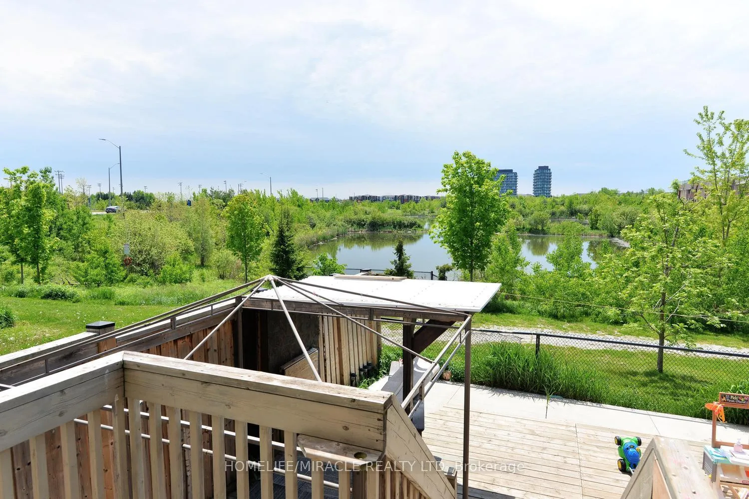 Photo 45 of 8 Robert Parkinson Drive, Brampton, Northwest Brampton — HOMEH