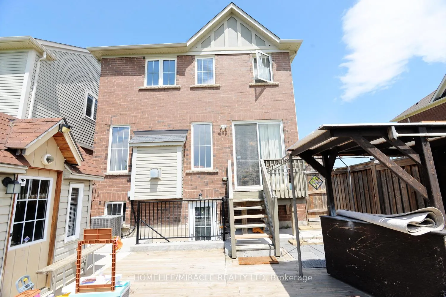 Photo 46 of 8 Robert Parkinson Drive, Brampton, Northwest Brampton — HOMEH