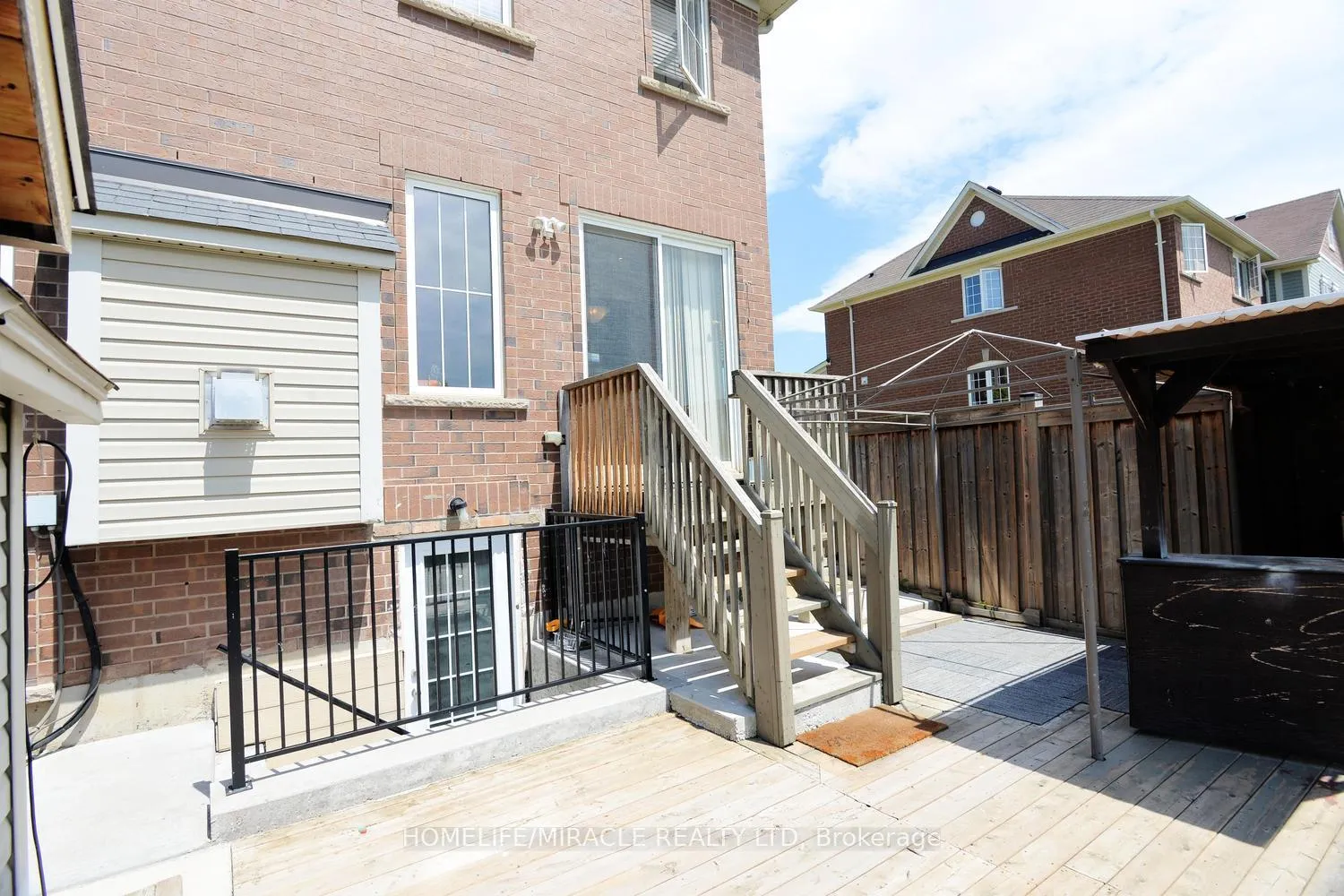 Photo 49 of 8 Robert Parkinson Drive, Brampton, Northwest Brampton — HOMEH