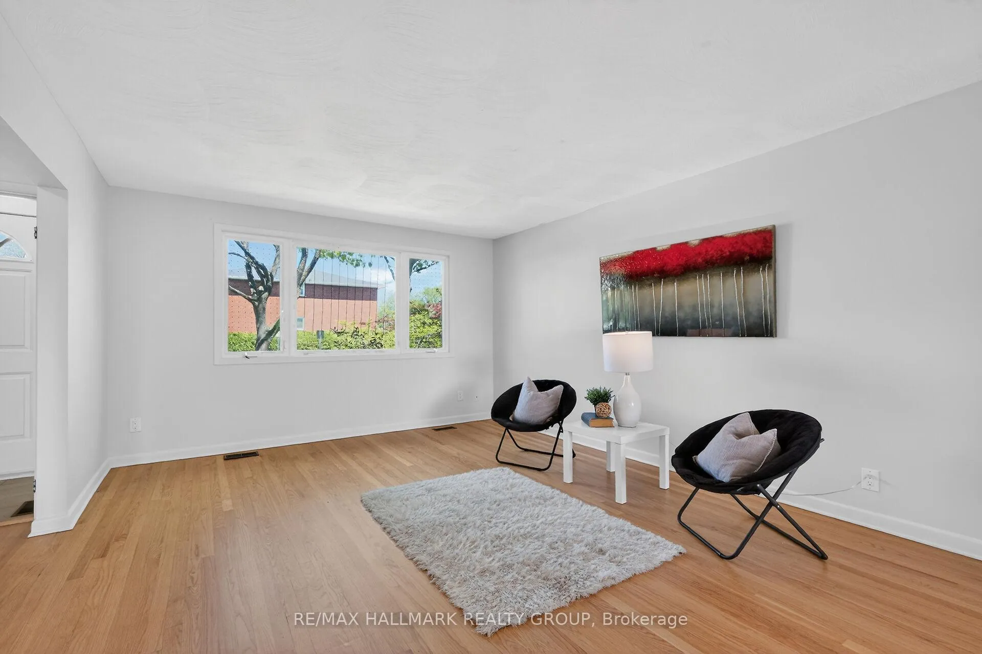 Photo 9 of 1286 Bonnie Crescent, Ottawa, Copeland Park — HOMEH