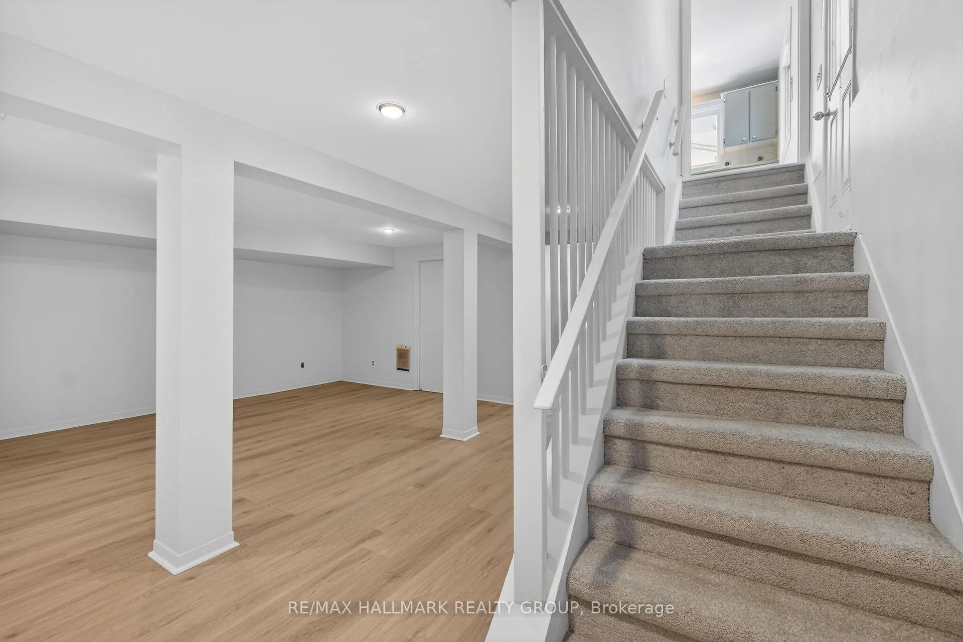 Photo 36 of 1286 Bonnie Crescent, Ottawa, Copeland Park — HOMEH