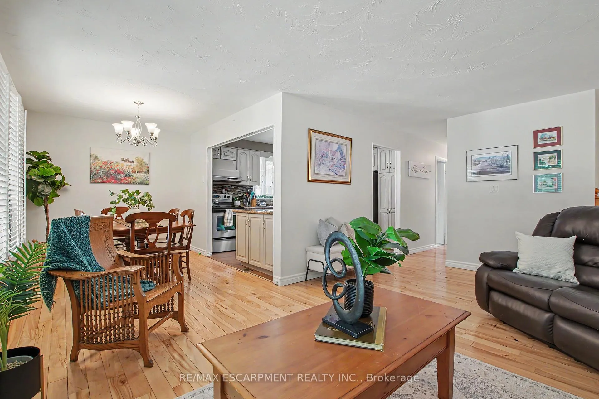 Photo 9 of 304 St Andrews Drive, Hamilton, Vincent — HOMEH