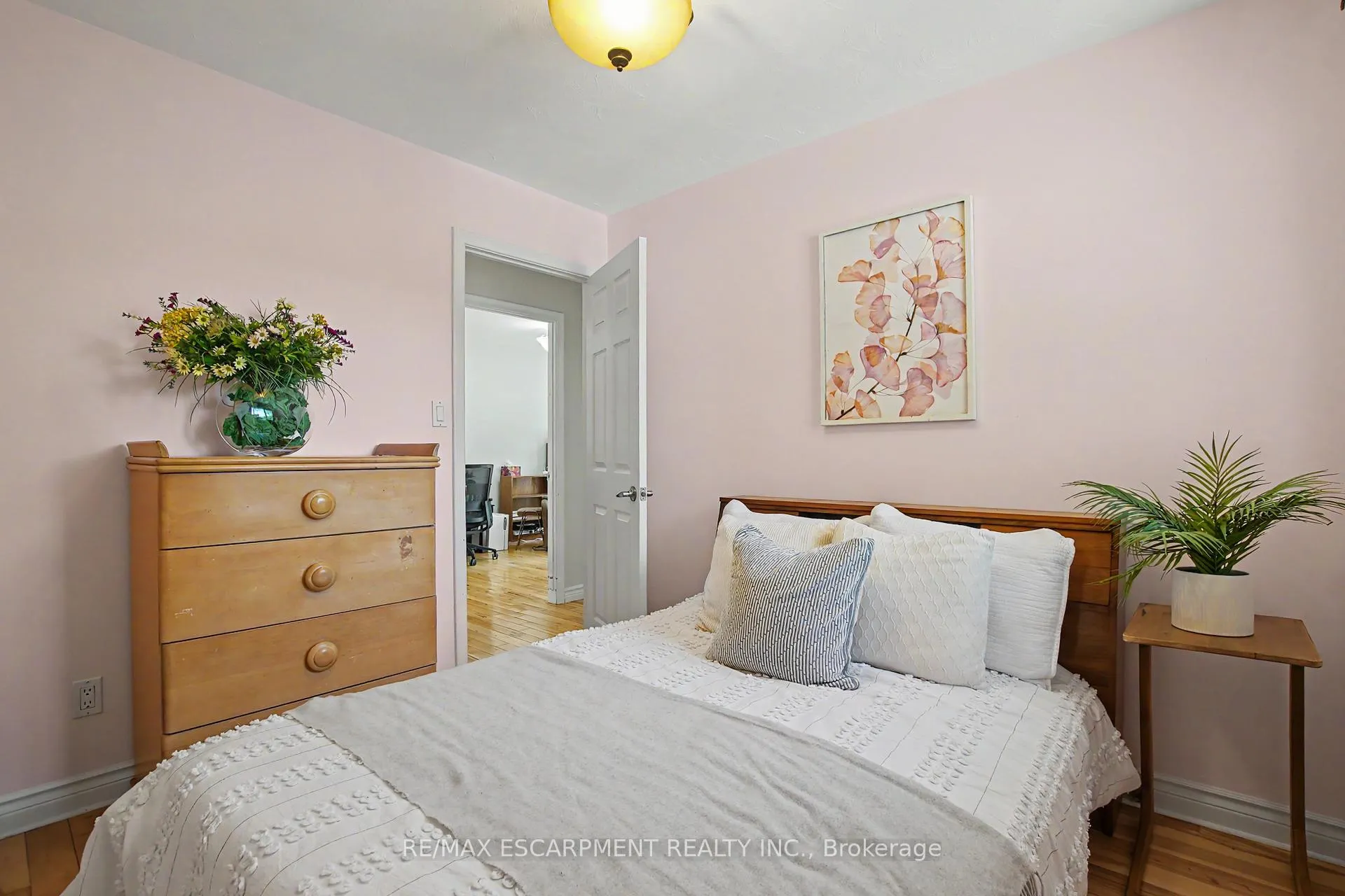 Photo 16 of 304 St Andrews Drive, Hamilton, Vincent — HOMEH