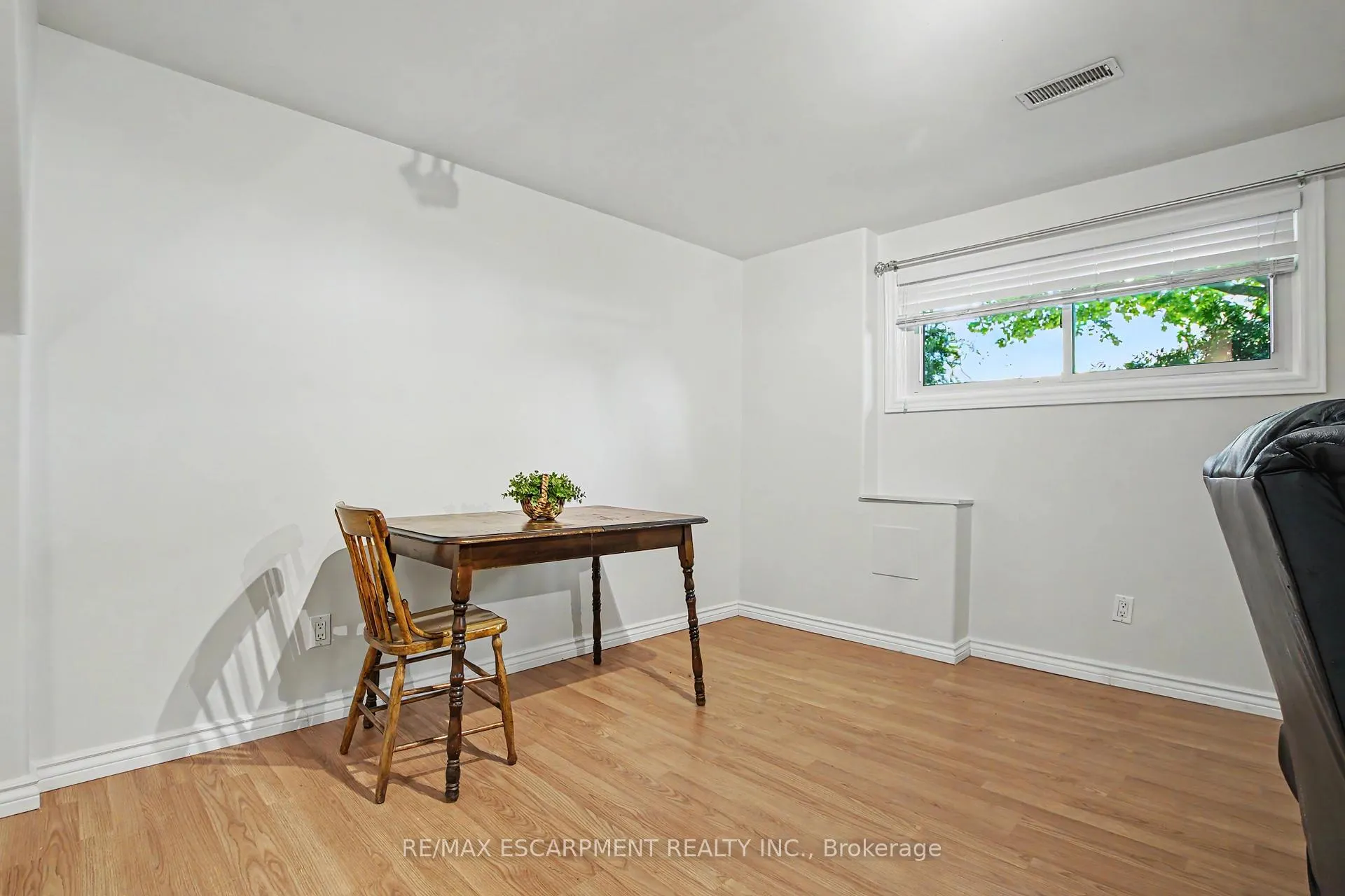 Photo 23 of 304 St Andrews Drive, Hamilton, Vincent — HOMEH
