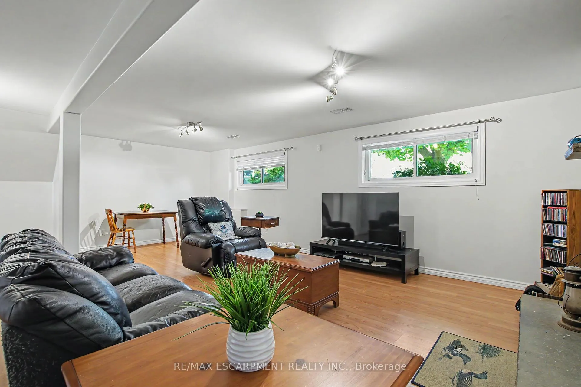 Photo 26 of 304 St Andrews Drive, Hamilton, Vincent — HOMEH