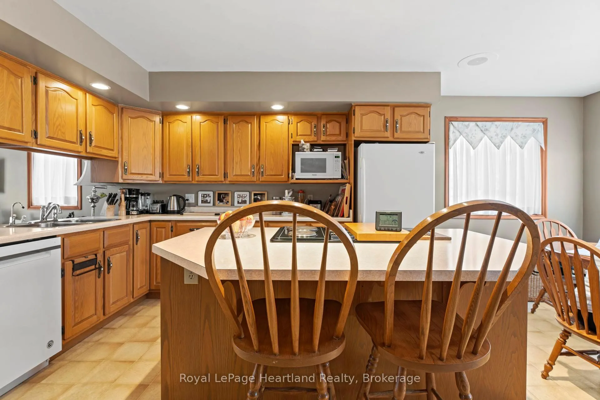 Photo 6 of 57 Huron Street, Central Huron, Clinton — HOMEH