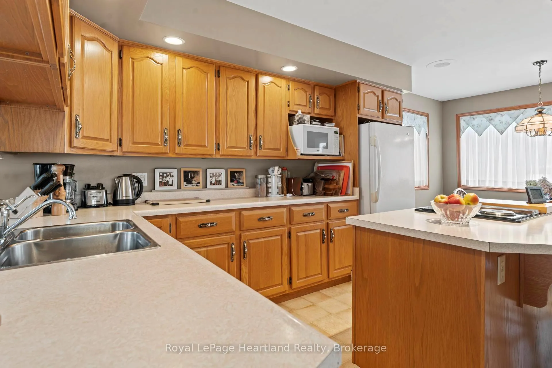 Photo 7 of 57 Huron Street, Central Huron, Clinton — HOMEH