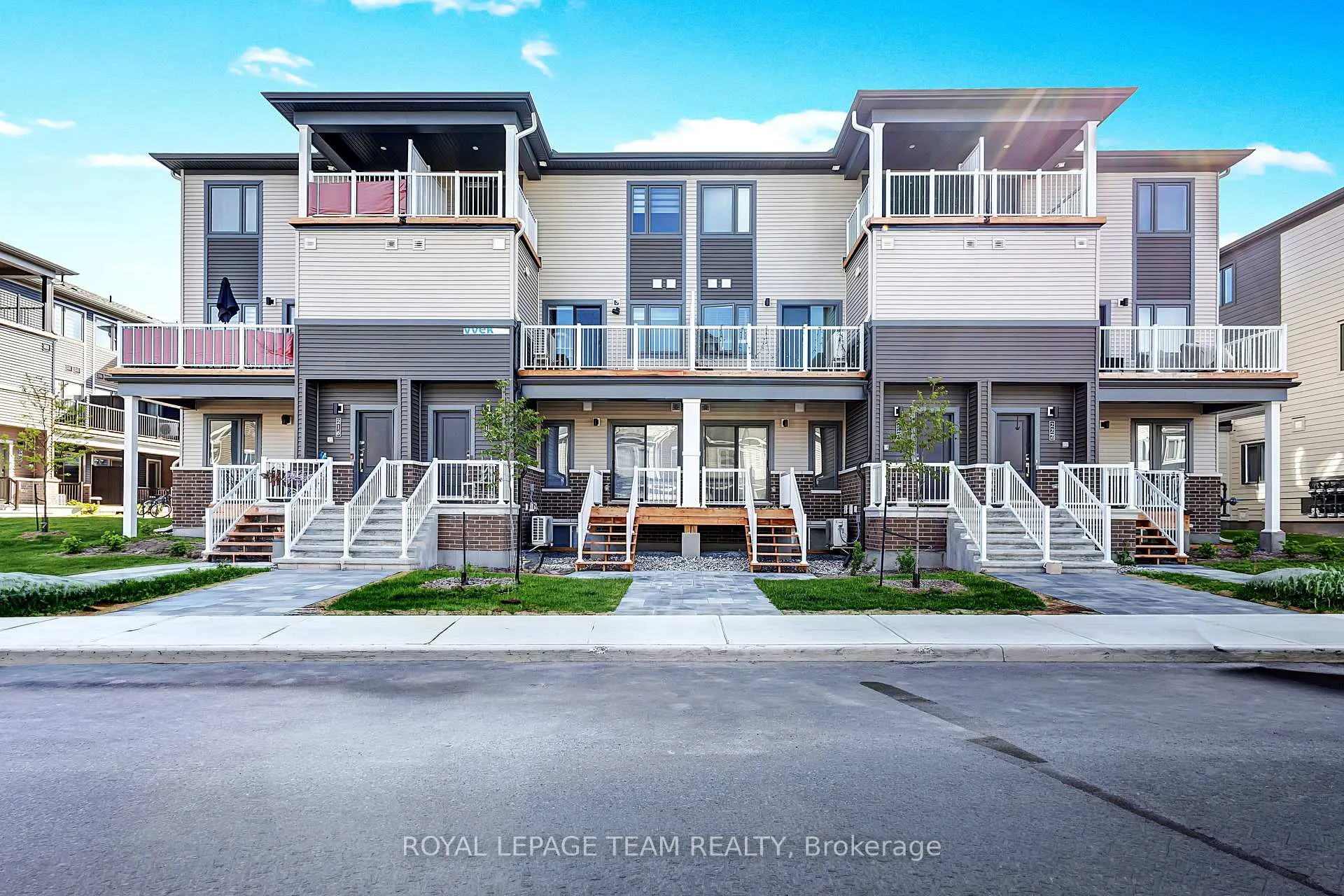 Photo 1 of 218 Lillian Freiman Private, Ottawa, Barrhaven - Half Moon Bay — HOMEH