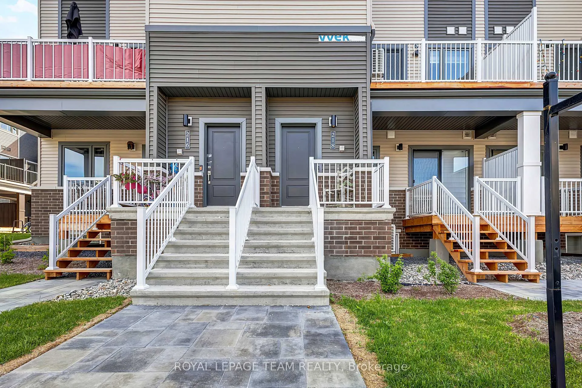 Photo 2 of 218 Lillian Freiman Private, Ottawa, Barrhaven - Half Moon Bay — HOMEH