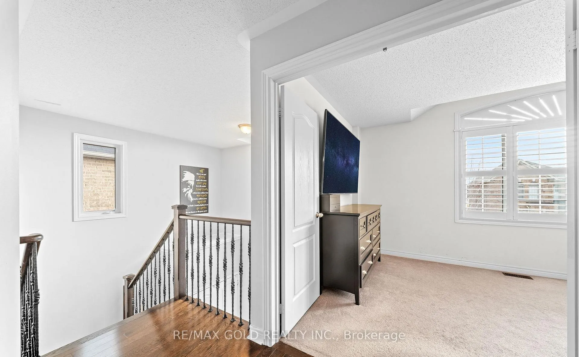 Photo 36 of 9 Fringetree Road, Brampton, Sandringham-Wellington North — HOMEH
