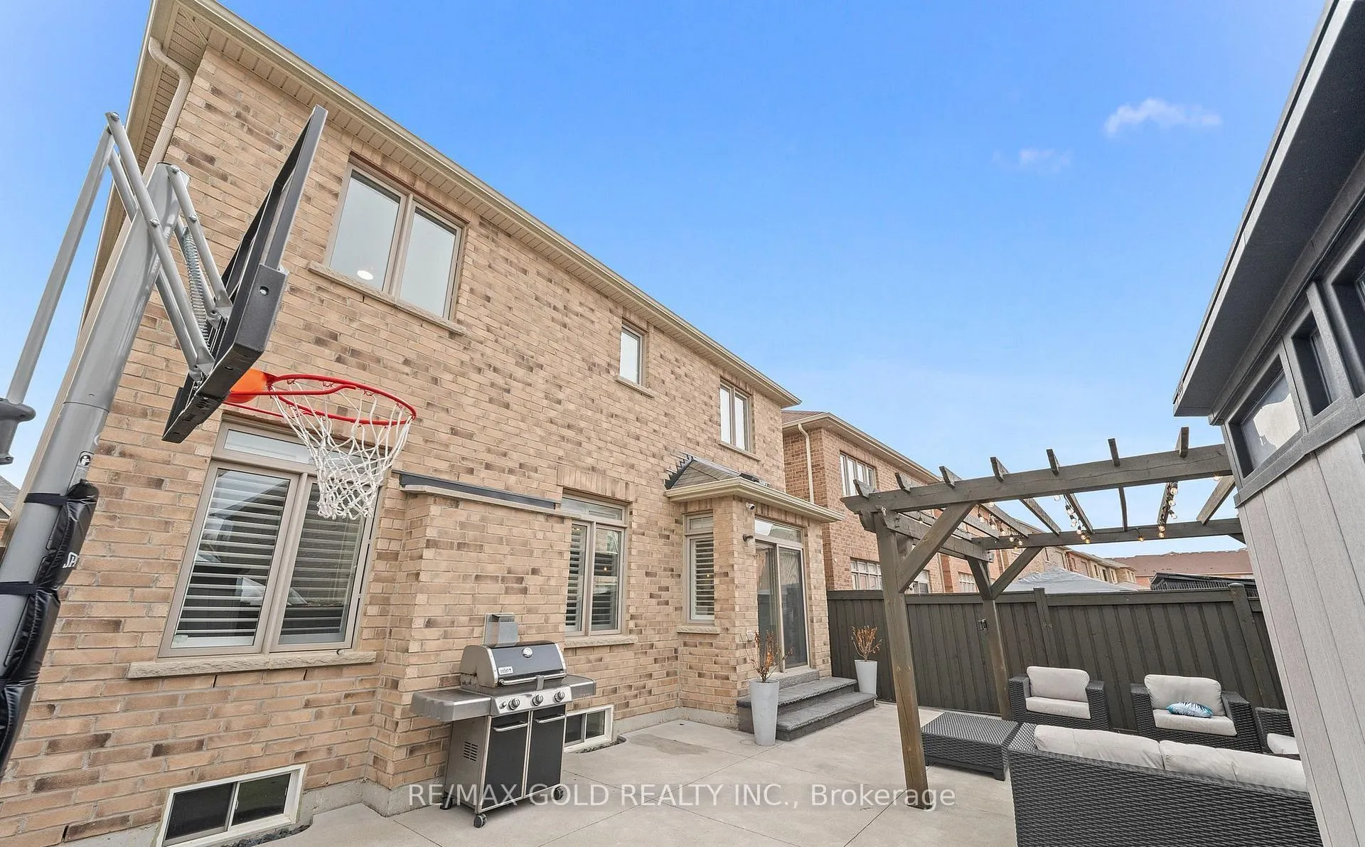 Photo 41 of 9 Fringetree Road, Brampton, Sandringham-Wellington North — HOMEH