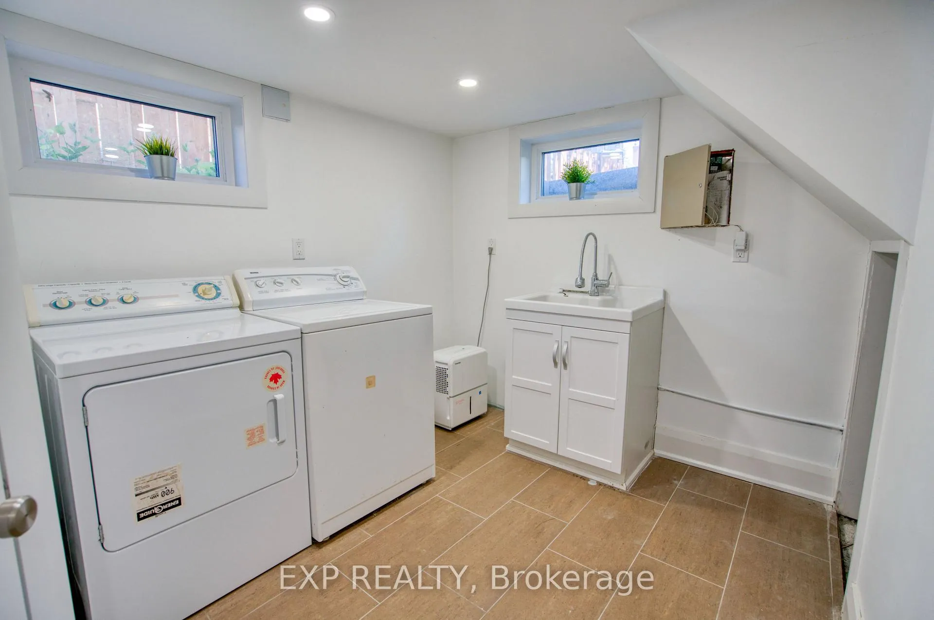 Photo 37 of 22 Mount Pleasant Avenue, Ottawa, Ottawa East — HOMEH