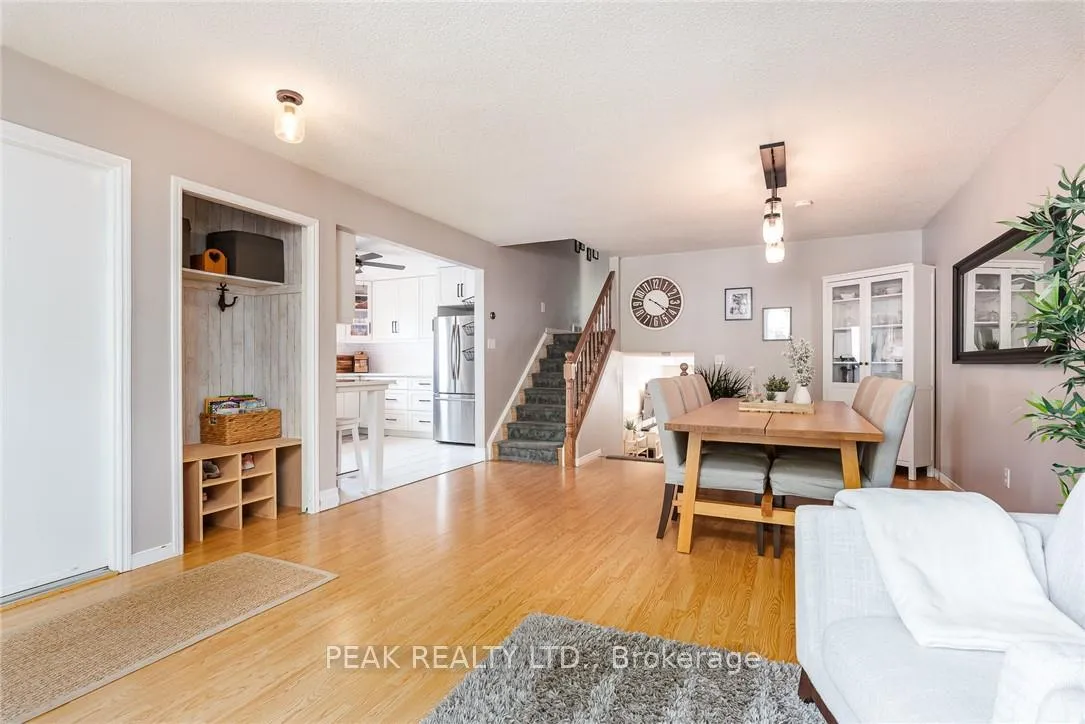 Photo 7 of 11 Wendy Crescent, Kitchener — HOMEH