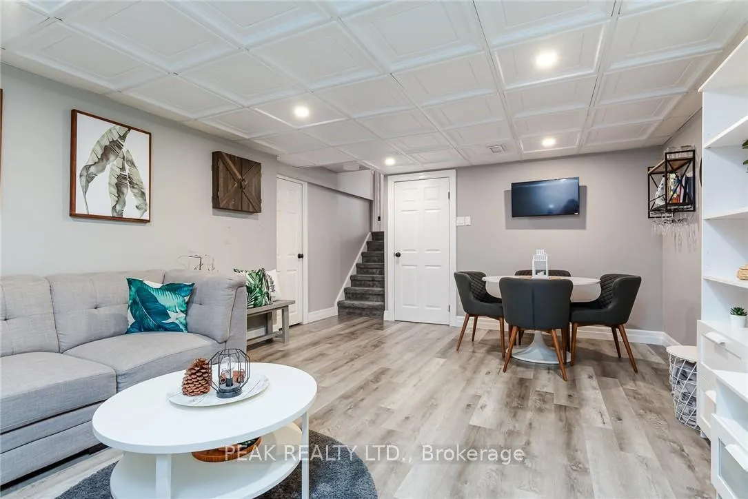 Photo 28 of 11 Wendy Crescent, Kitchener — HOMEH