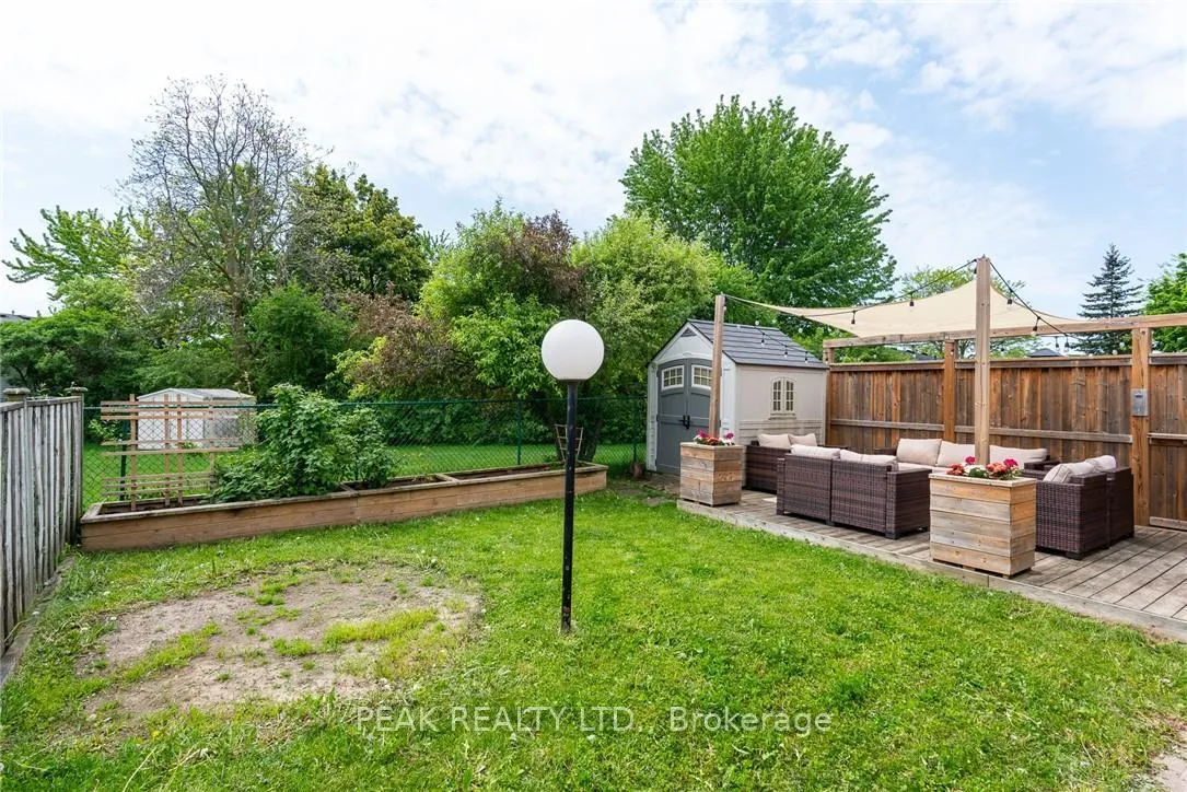 Photo 32 of 11 Wendy Crescent, Kitchener — HOMEH