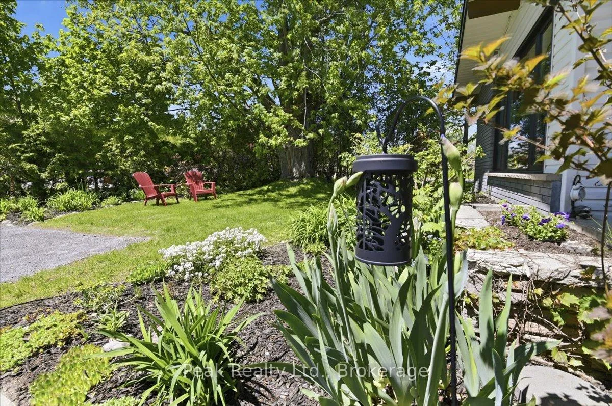 Photo 2 of 1344 Royal Drive, Peterborough, Northcrest Ward 5 — HOMEH