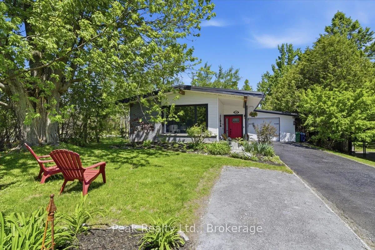 Photo 4 of 1344 Royal Drive, Peterborough, Northcrest Ward 5 — HOMEH