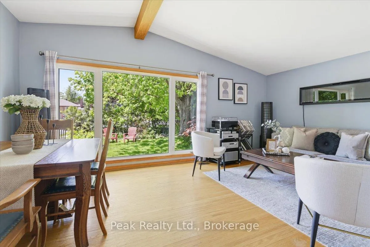 Photo 11 of 1344 Royal Drive, Peterborough, Northcrest Ward 5 — HOMEH