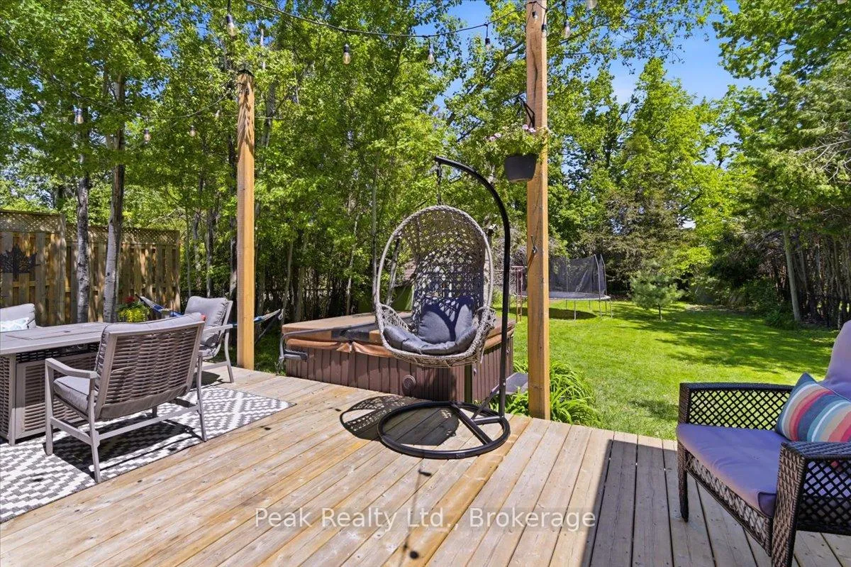 Photo 35 of 1344 Royal Drive, Peterborough, Northcrest Ward 5 — HOMEH