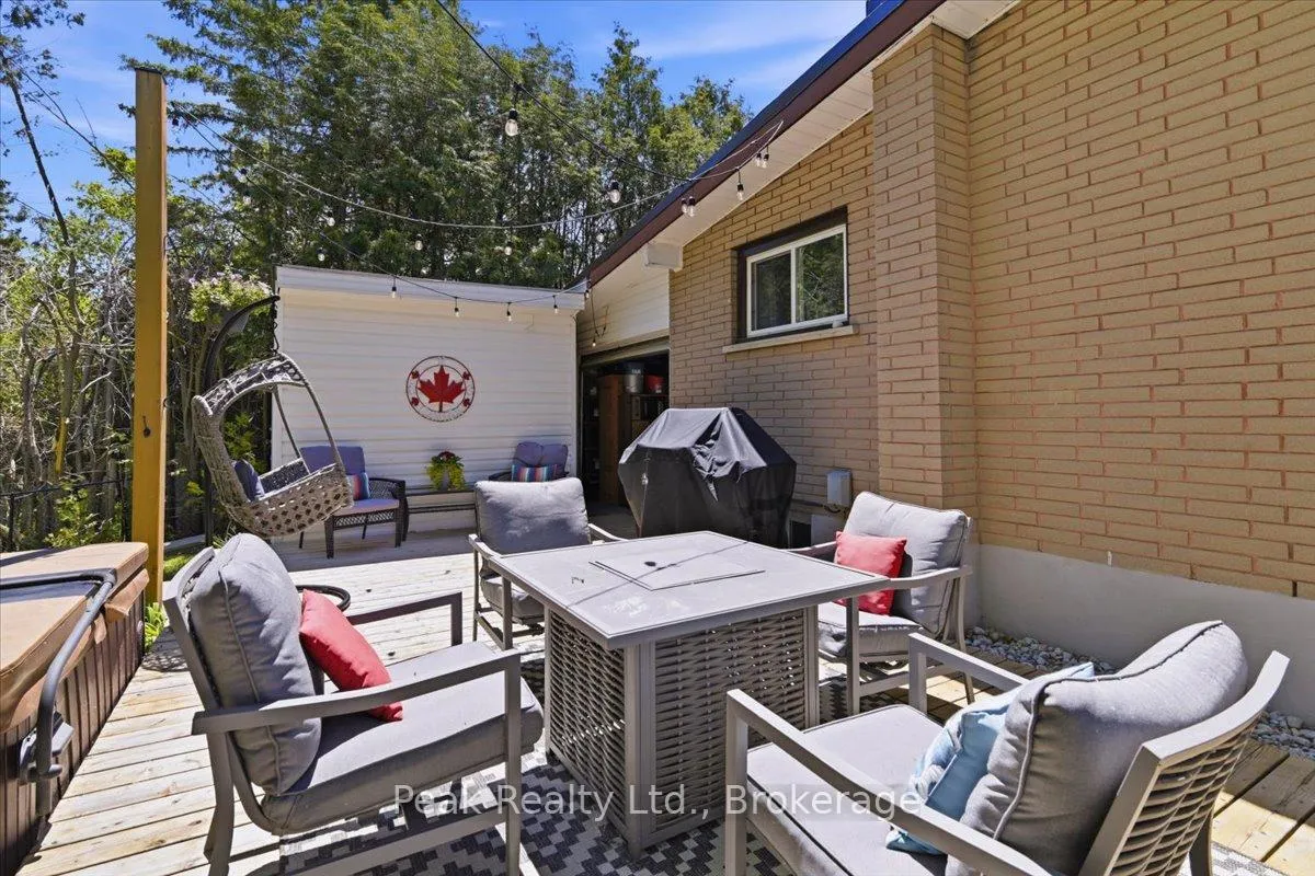 Photo 37 of 1344 Royal Drive, Peterborough, Northcrest Ward 5 — HOMEH