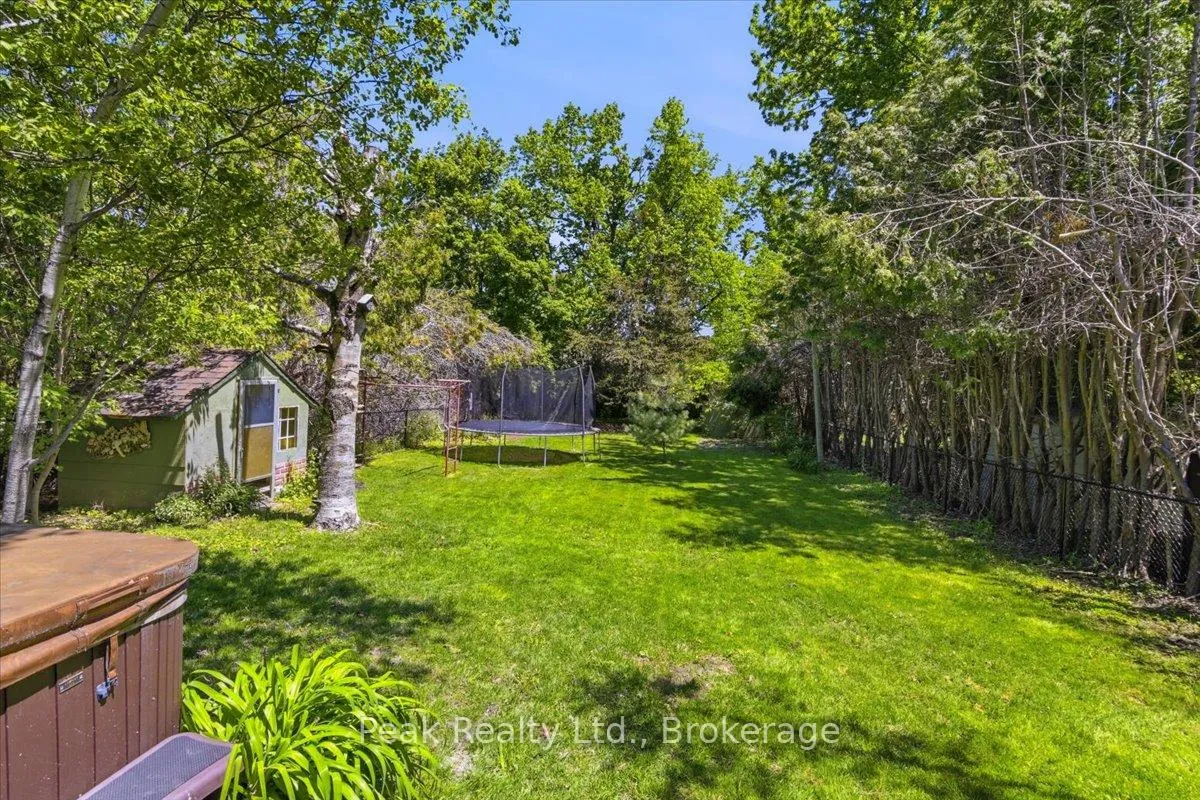 Photo 38 of 1344 Royal Drive, Peterborough, Northcrest Ward 5 — HOMEH