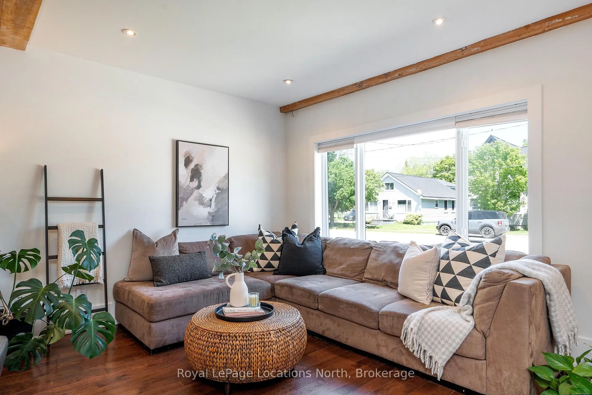 Photo 3 of 72 Birch Street, Collingwood — HOMEH