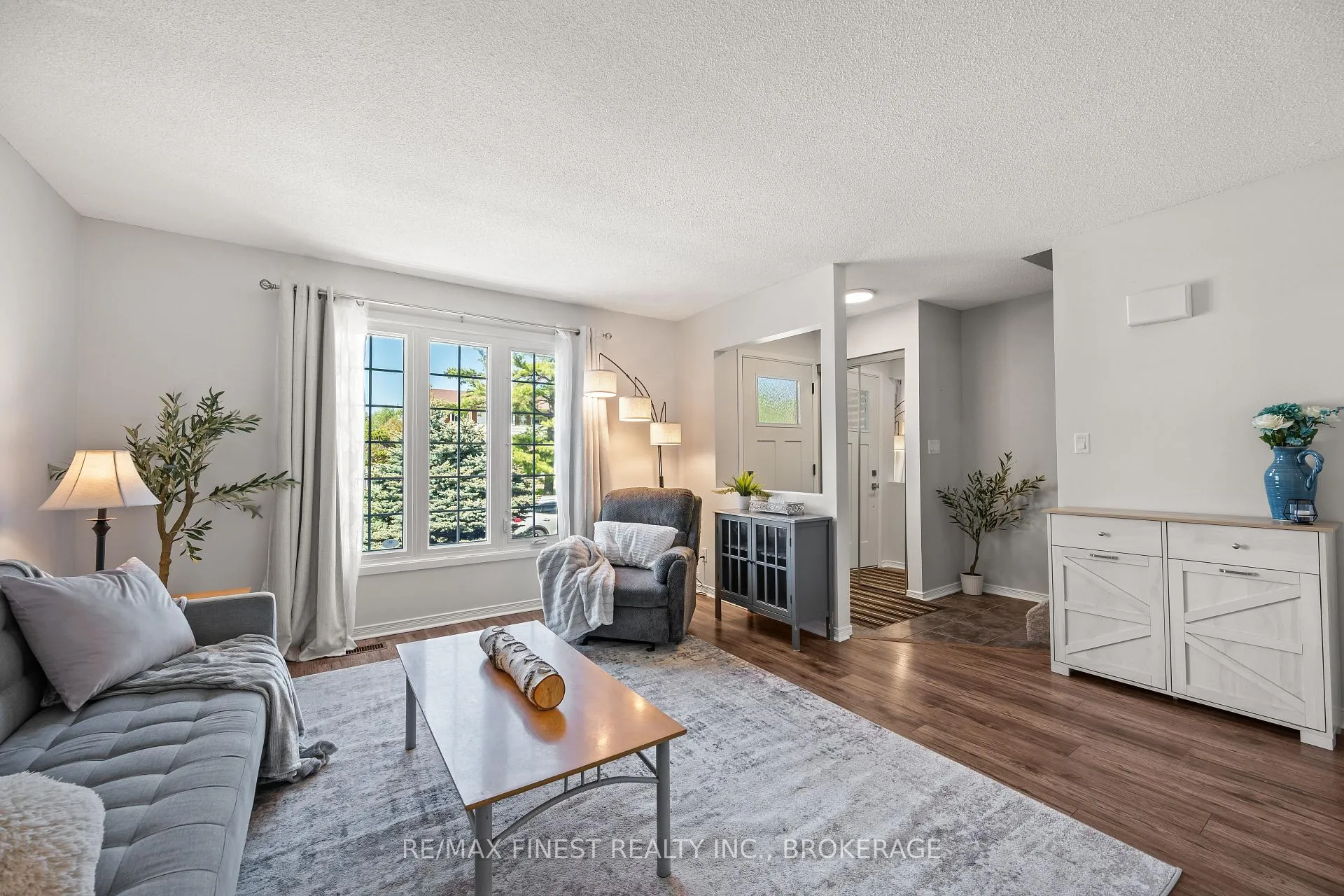 Photo 8 of 1066 Pinewood Place, Kingston, City Northwest — HOMEH