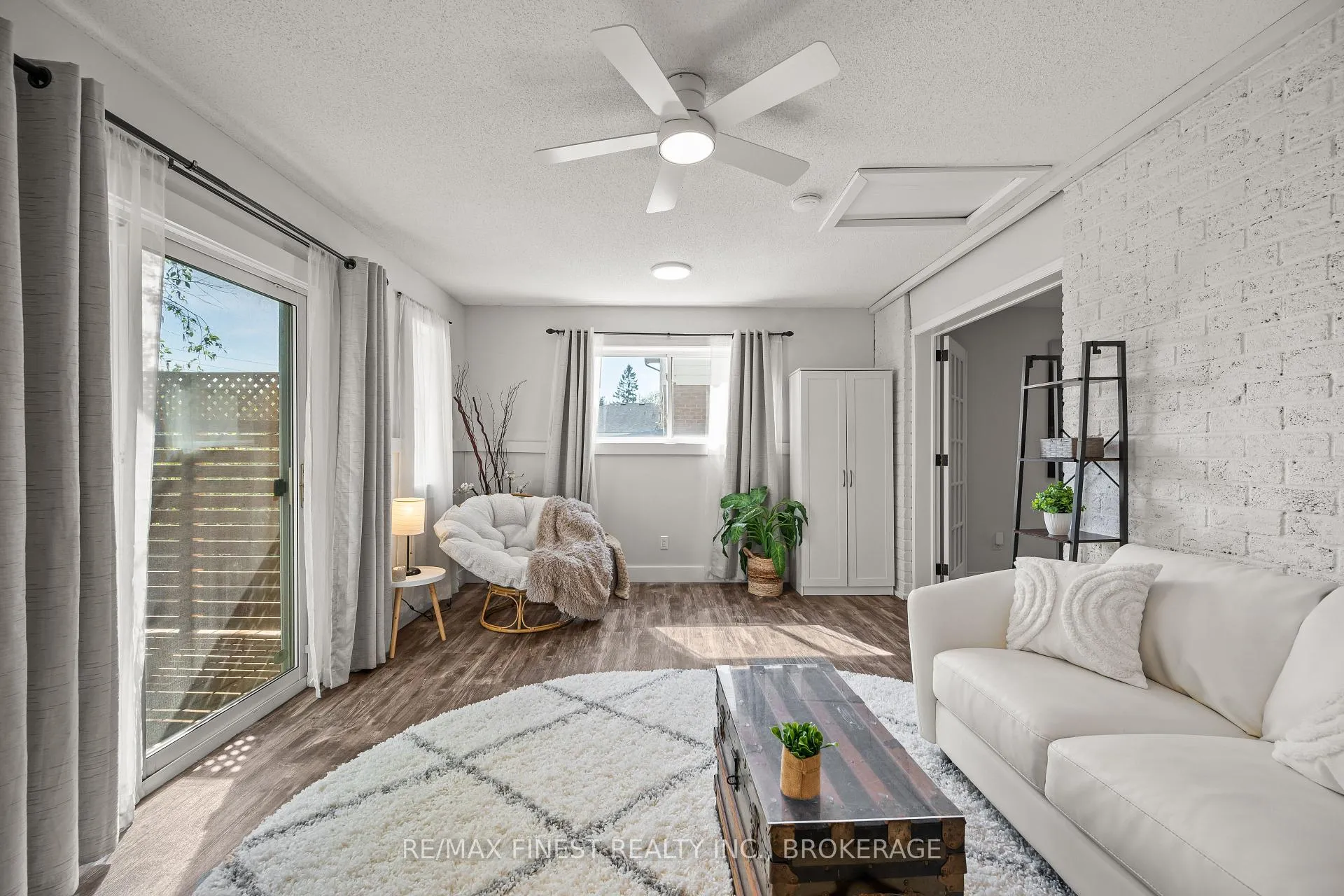 Photo 15 of 1066 Pinewood Place, Kingston, City Northwest — HOMEH