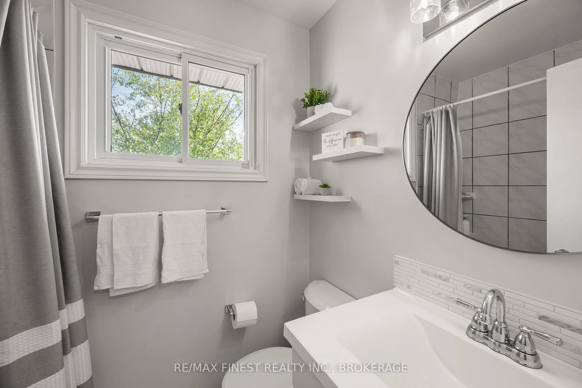 Photo 18 of 1066 Pinewood Place, Kingston, City Northwest — HOMEH