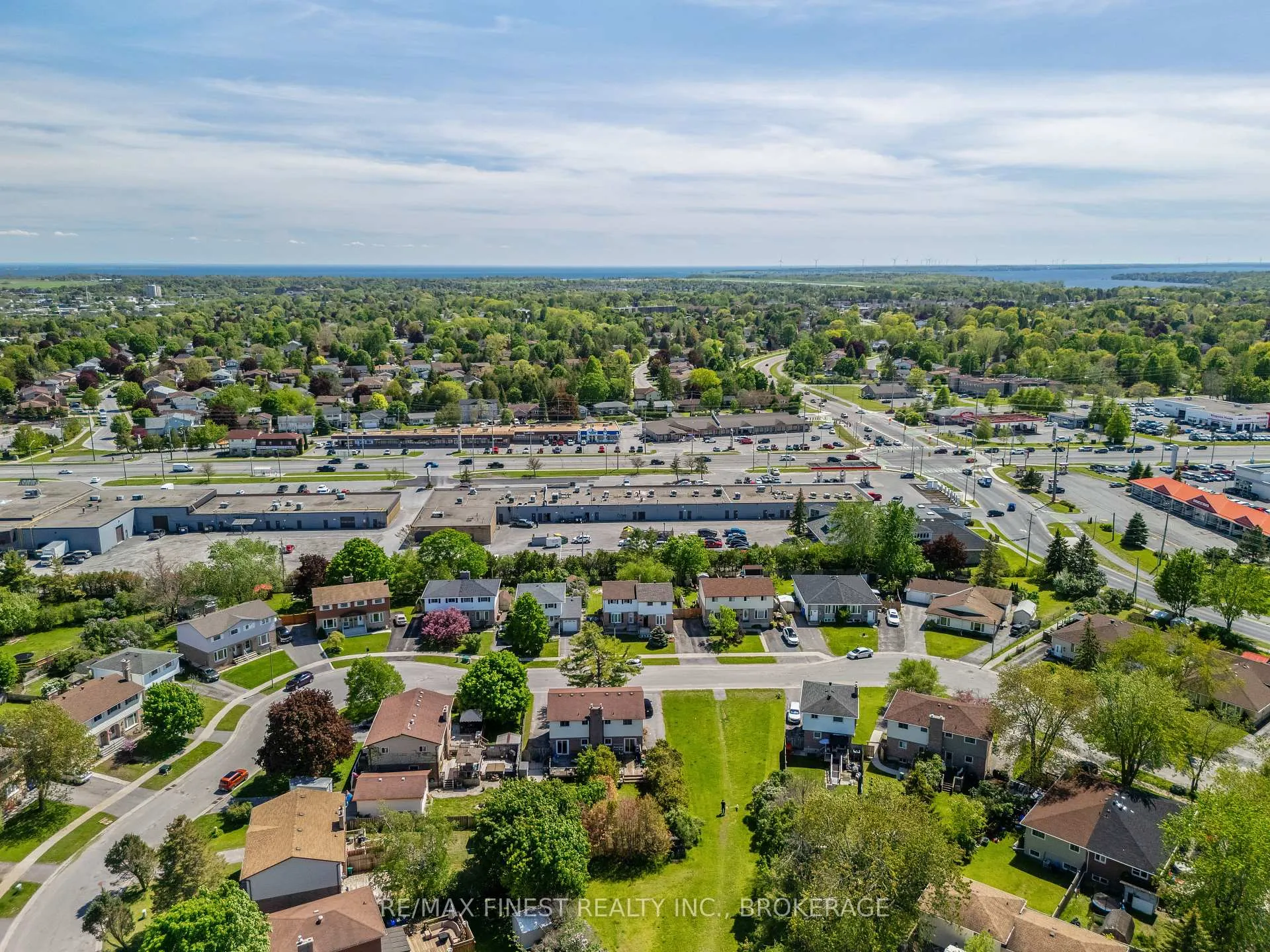 Photo 38 of 1066 Pinewood Place, Kingston, City Northwest — HOMEH