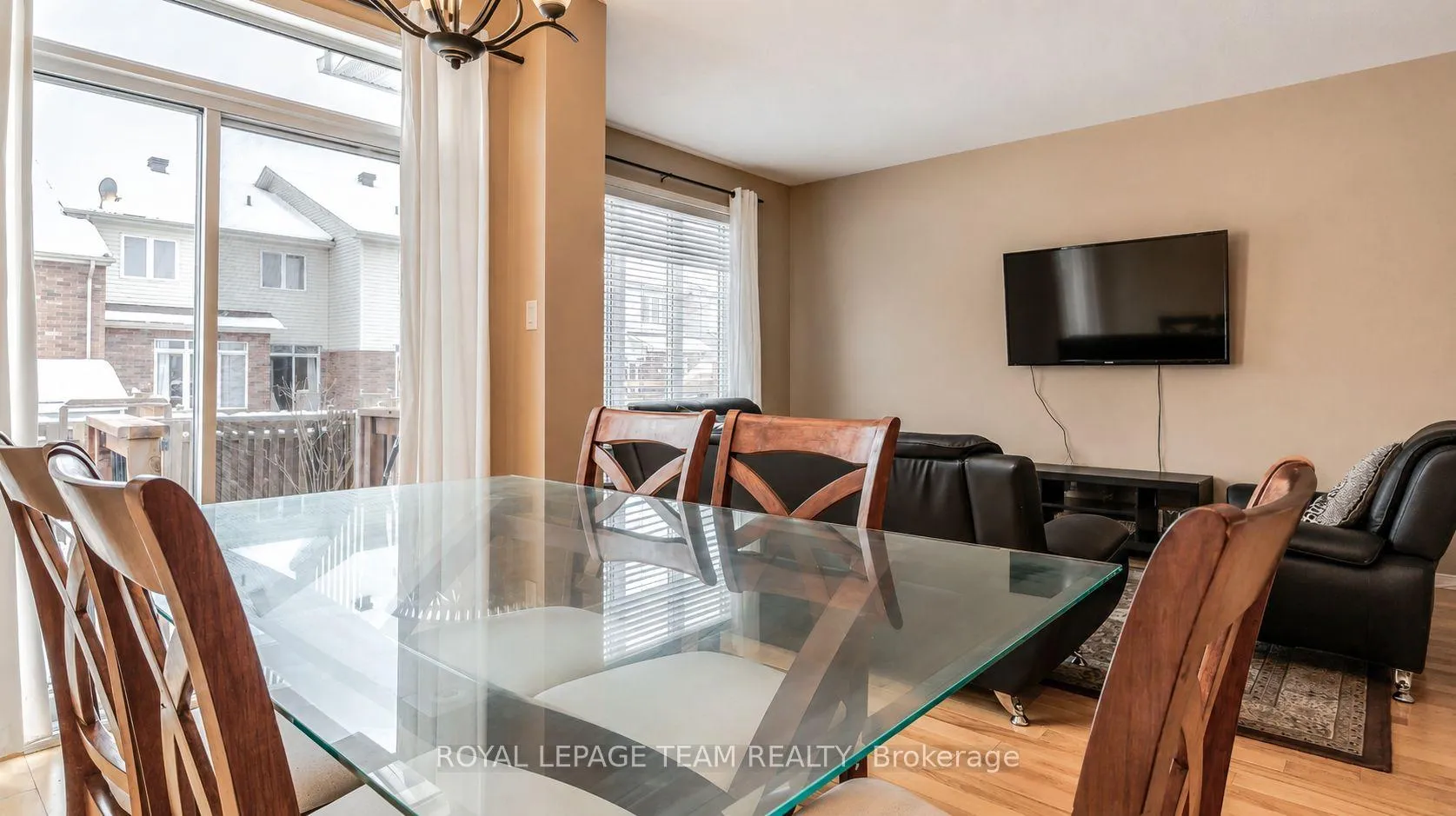 Photo 5 of 754 Nakina Way, Ottawa, Riverside South/Gloucester Glen — HOMEH