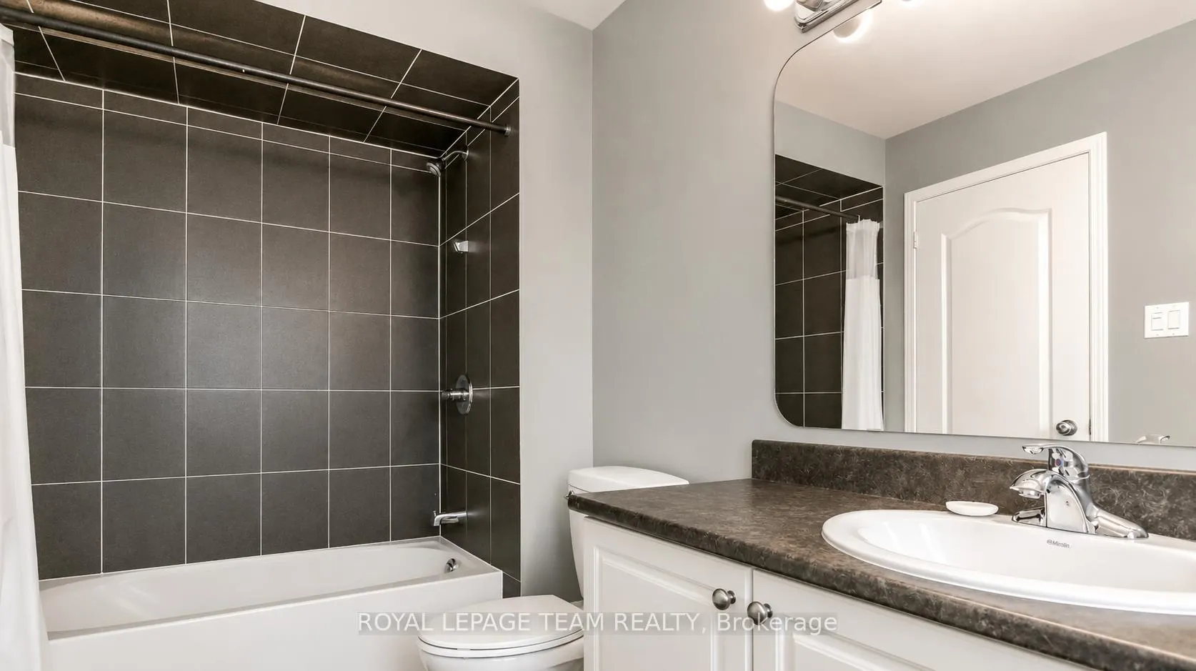 Photo 18 of 754 Nakina Way, Ottawa, Riverside South/Gloucester Glen — HOMEH