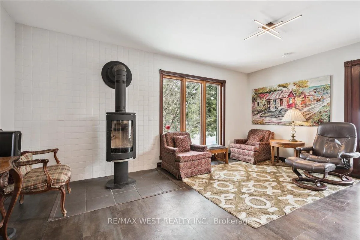 Photo 8 of 331 Mountsberg Road, Hamilton, Rural Flamborough — HOMEH