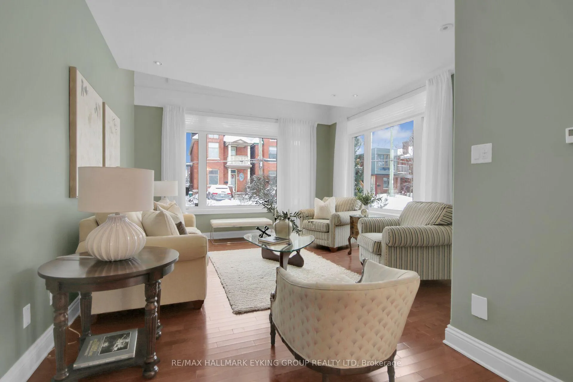 Photo 6 of 121 Macdonald Street, Ottawa, Ottawa Centre/Golden Triangle — HOMEH