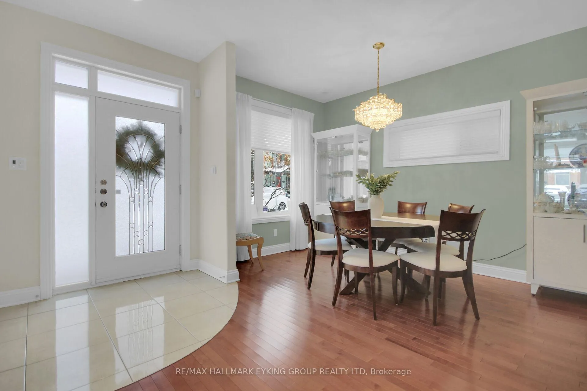 Photo 10 of 121 Macdonald Street, Ottawa, Ottawa Centre/Golden Triangle — HOMEH