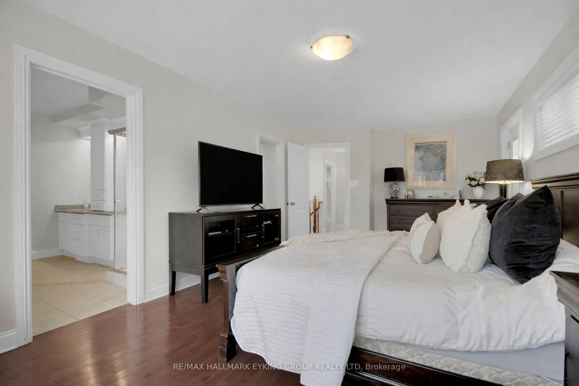 Photo 21 of 121 Macdonald Street, Ottawa, Ottawa Centre/Golden Triangle — HOMEH