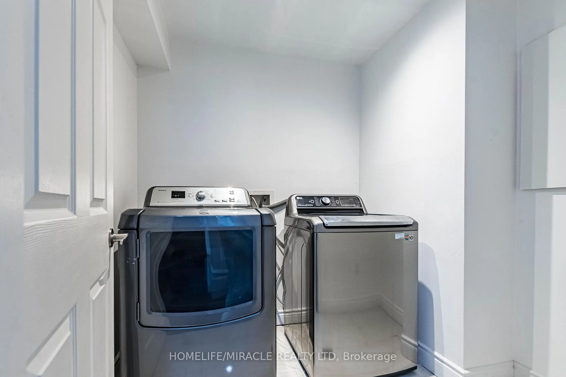 Photo 44 of 244 Andrews Trail, Milton, Clarke — HOMEH