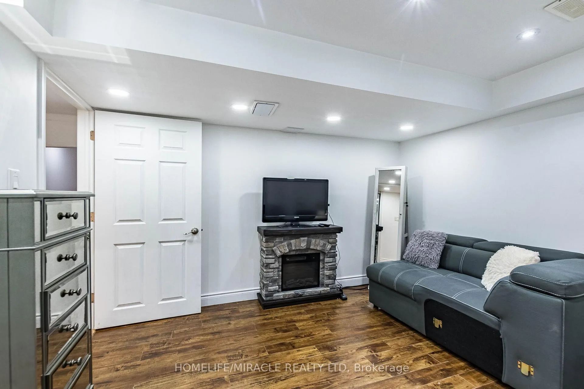 Photo 48 of 244 Andrews Trail, Milton, Clarke — HOMEH