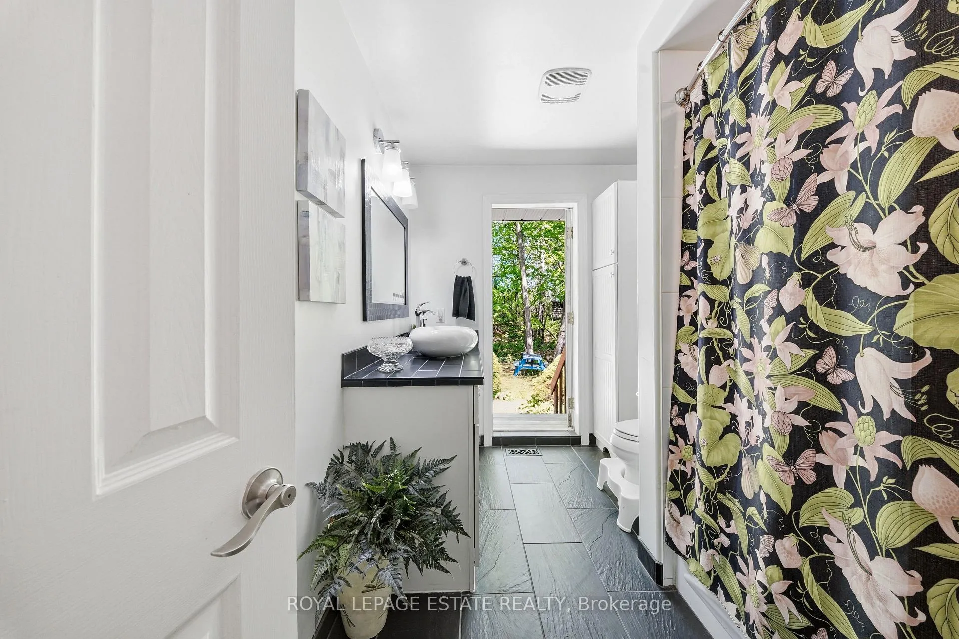 Photo 20 of 1777 Lazier Road, Tyendinaga, Tyendinaga Township — HOMEH