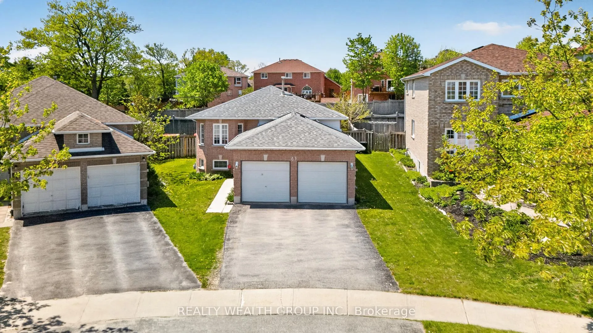 Photo 2 of 61 Stollar Boulevard, Barrie, Little Lake — HOMEH