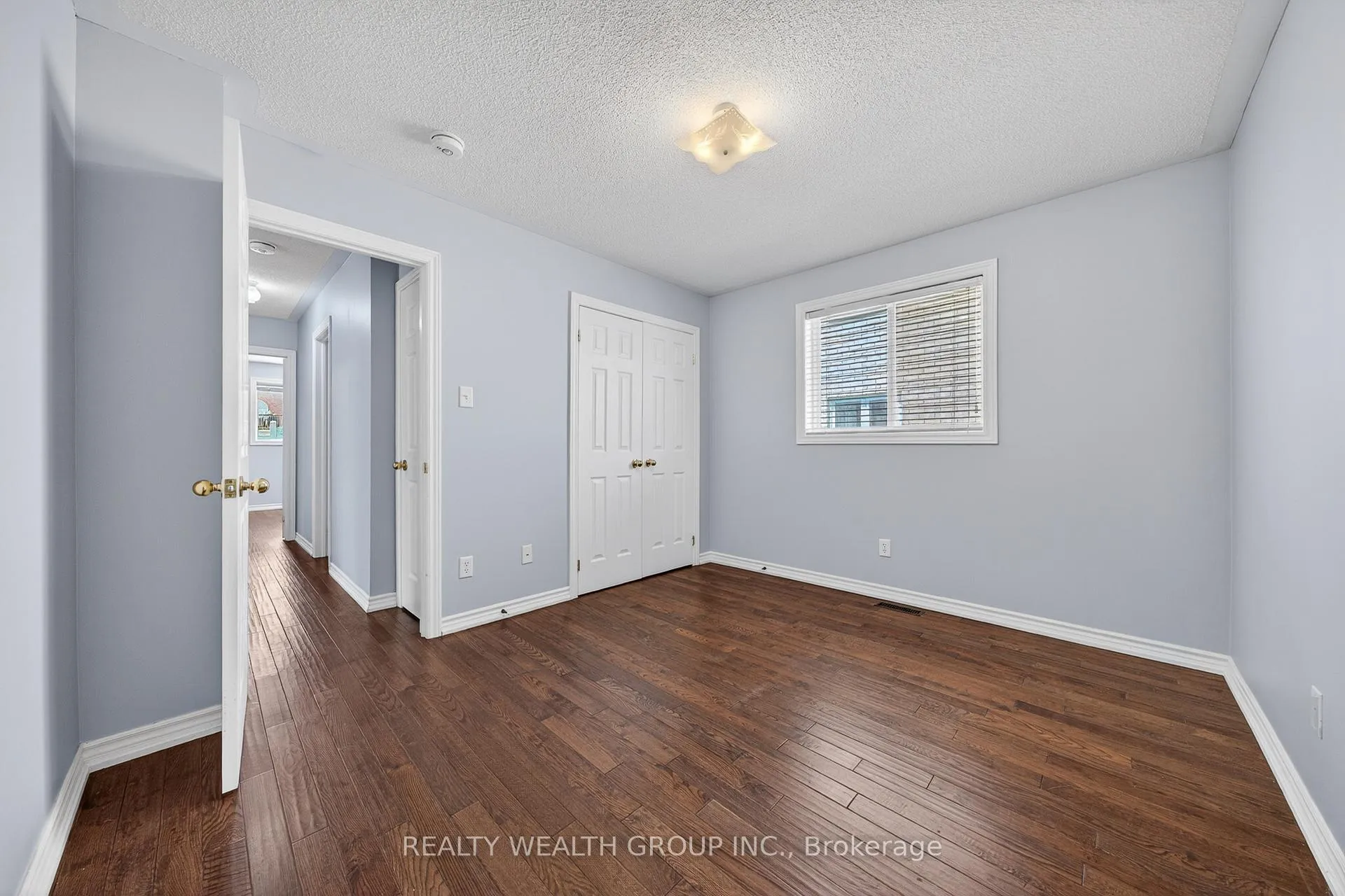 Photo 13 of 61 Stollar Boulevard, Barrie, Little Lake — HOMEH