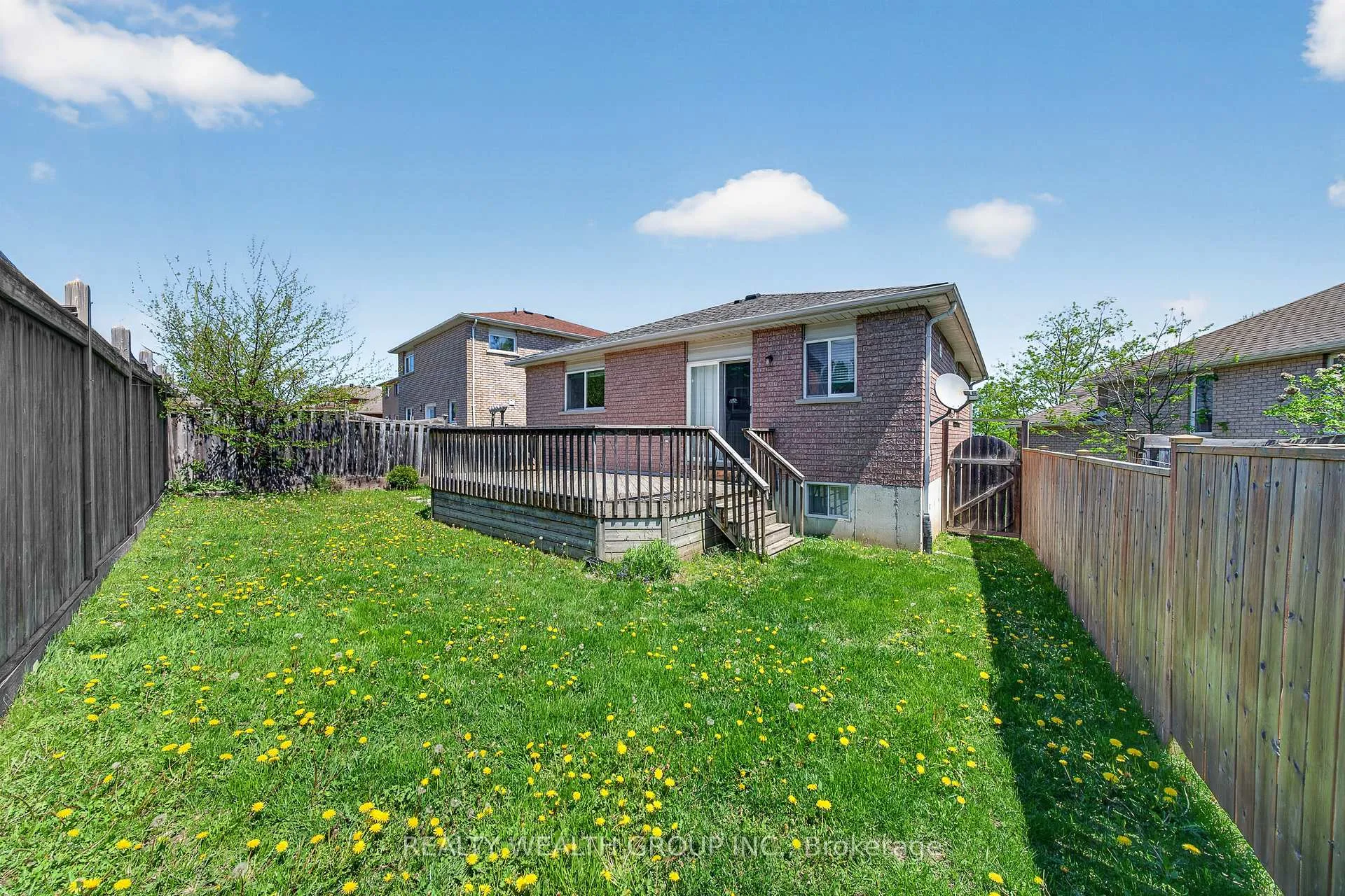 Photo 26 of 61 Stollar Boulevard, Barrie, Little Lake — HOMEH