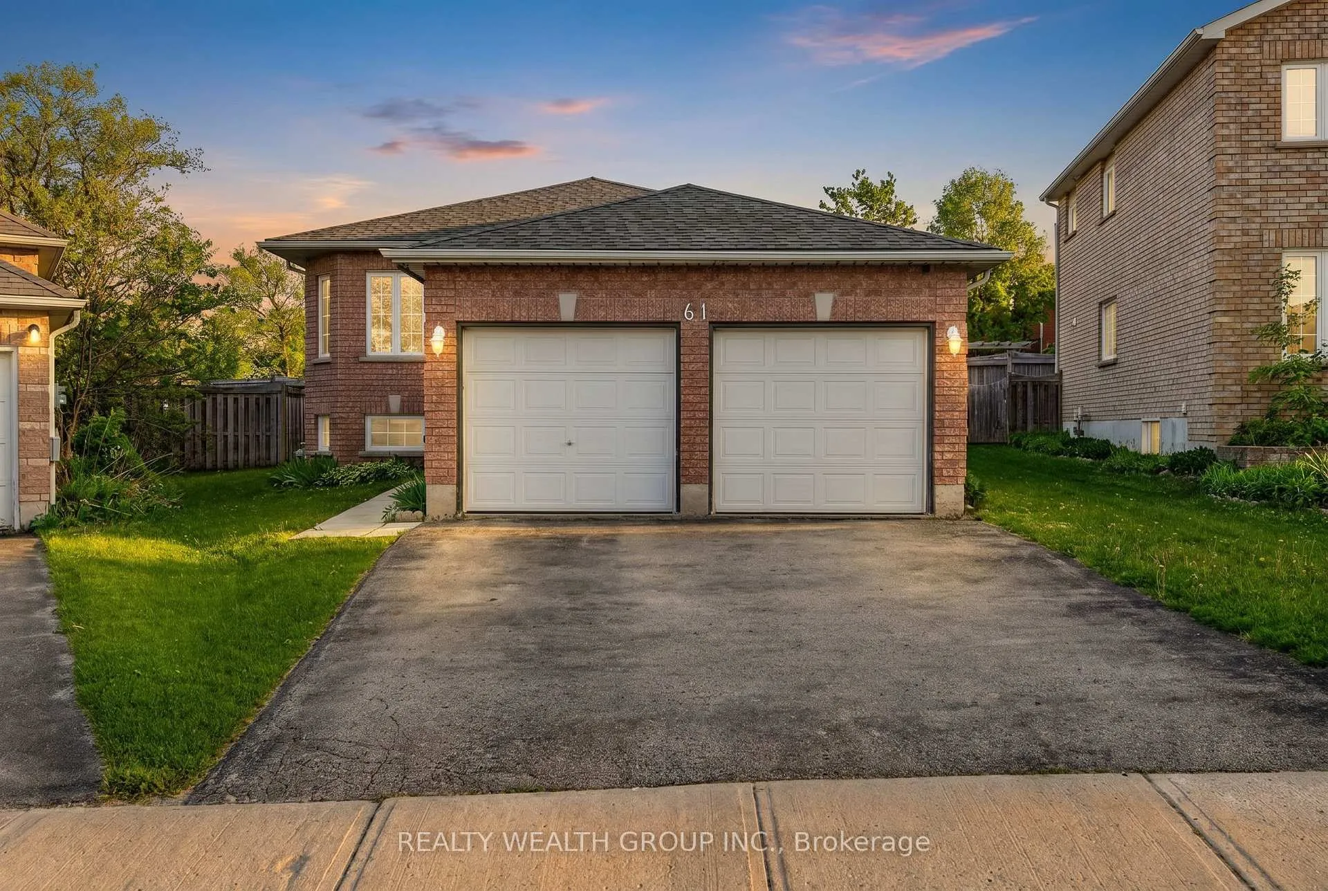 Photo 29 of 61 Stollar Boulevard, Barrie, Little Lake — HOMEH