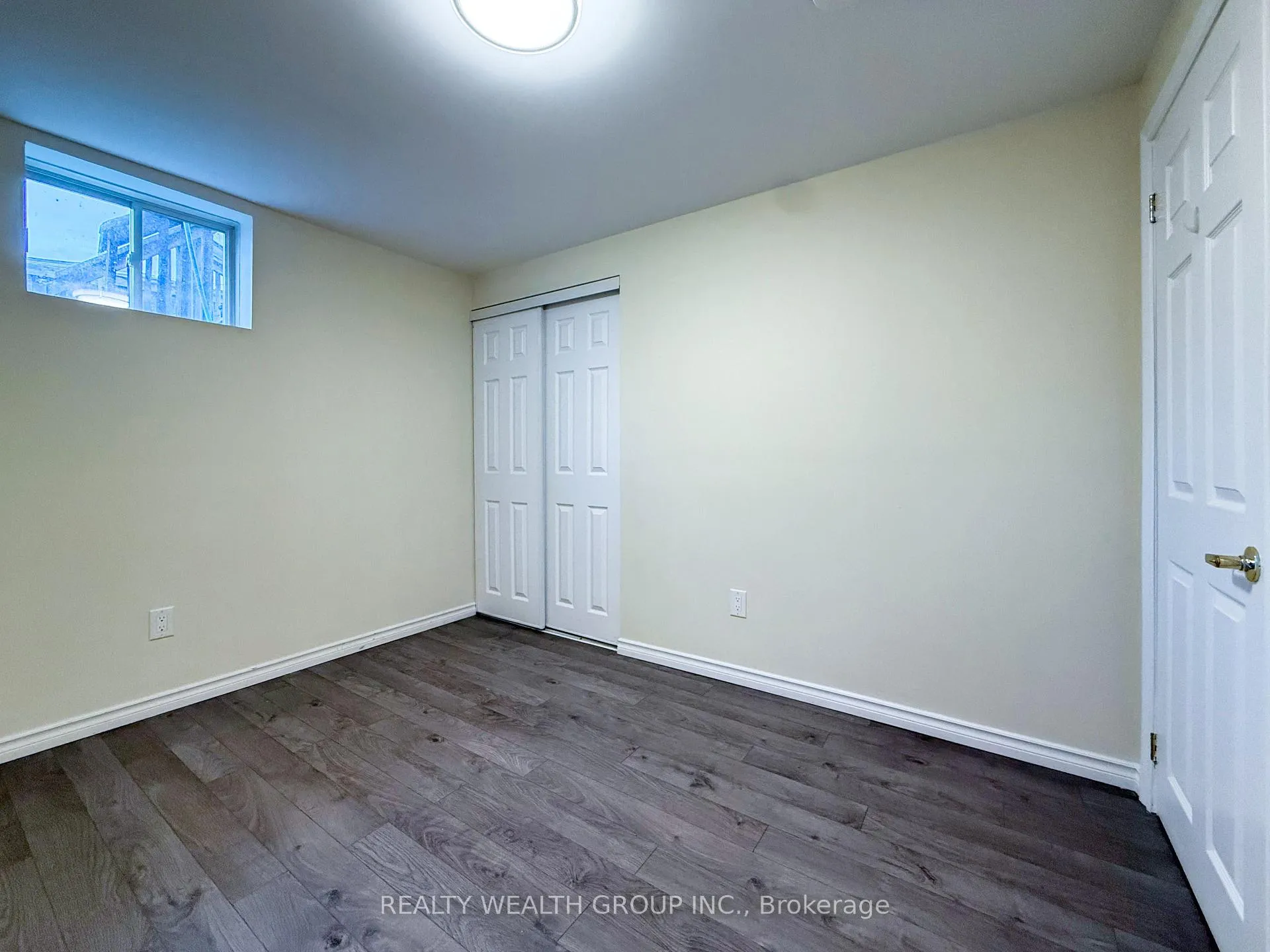 Photo 36 of 61 Stollar Boulevard, Barrie, Little Lake — HOMEH