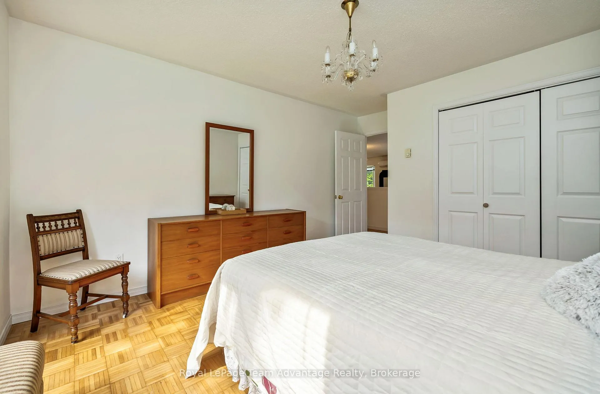 Photo 13 of 22 Silver Birch Circle, McKellar — HOMEH